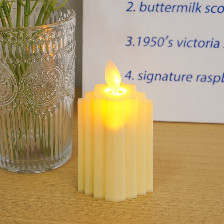 Flickering  Battery-Powered candle Warm Yellow 4